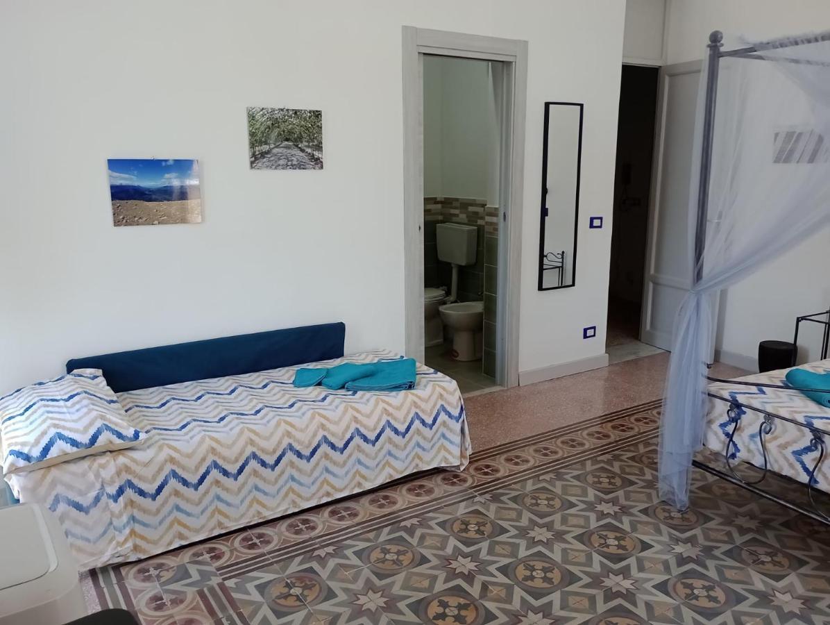 Casa Marianna Hotell Palermo Eksteriør bilde