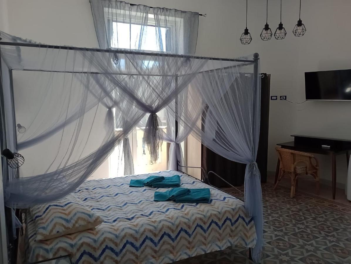Casa Marianna Hotell Palermo Eksteriør bilde