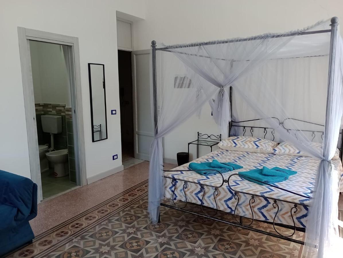 Casa Marianna Hotell Palermo Eksteriør bilde